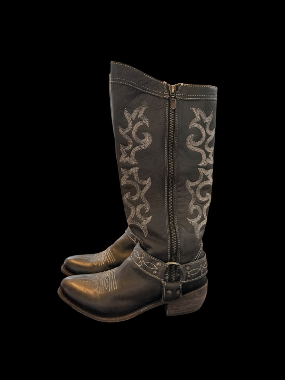 LIBERTY Black Taylor Women’s Black Leather Heeled Western Boots